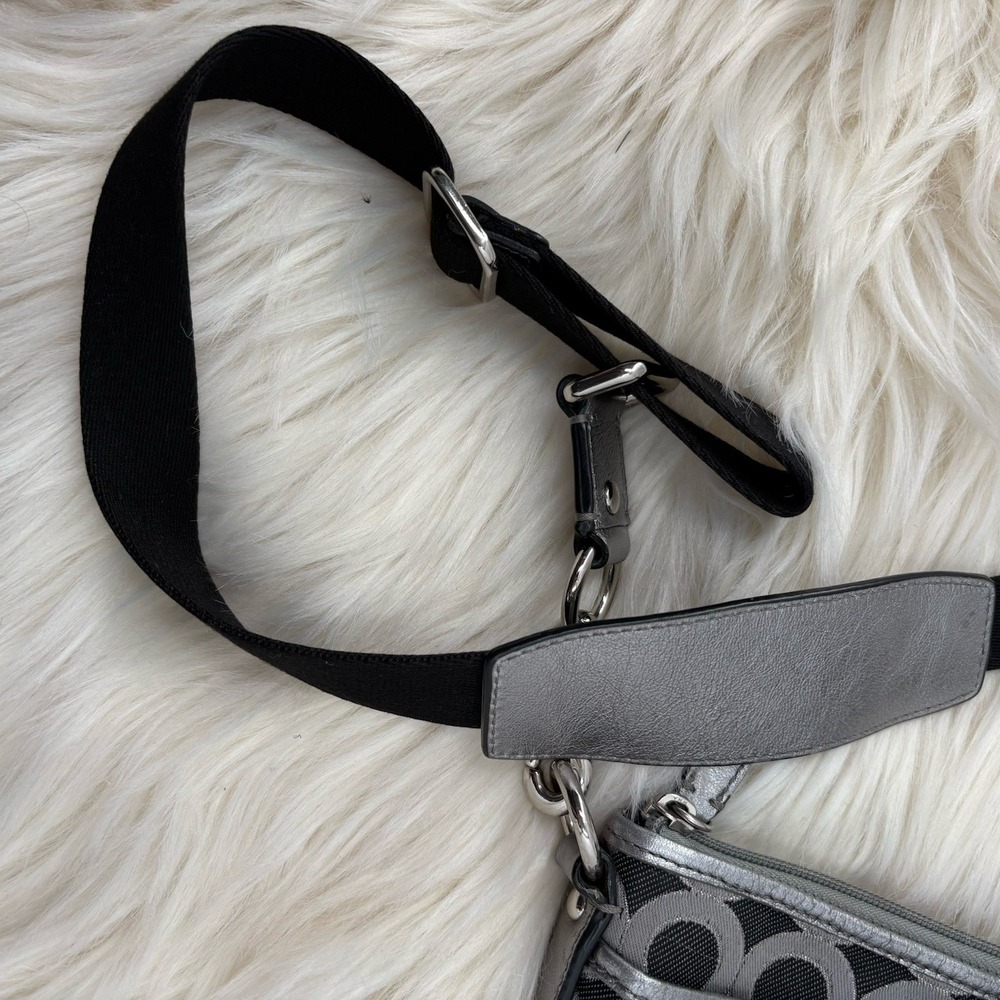 Coach 46802 Gunmetal/Black/Silver Crossbody Bag or Shoulder Purse - Picture 4 of 9